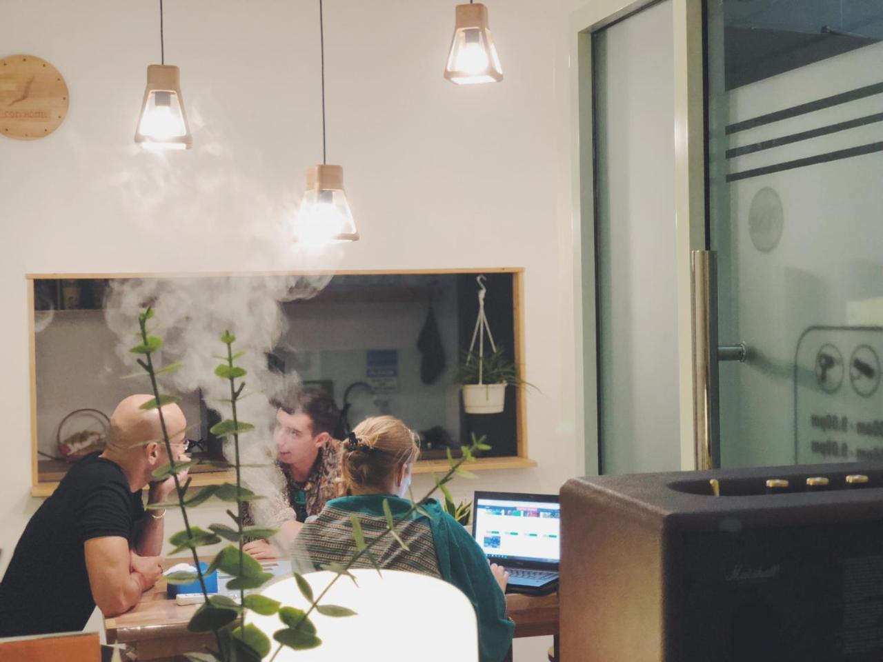 Cozy Hostel Kampong Sembulan Ngoại thất bức ảnh