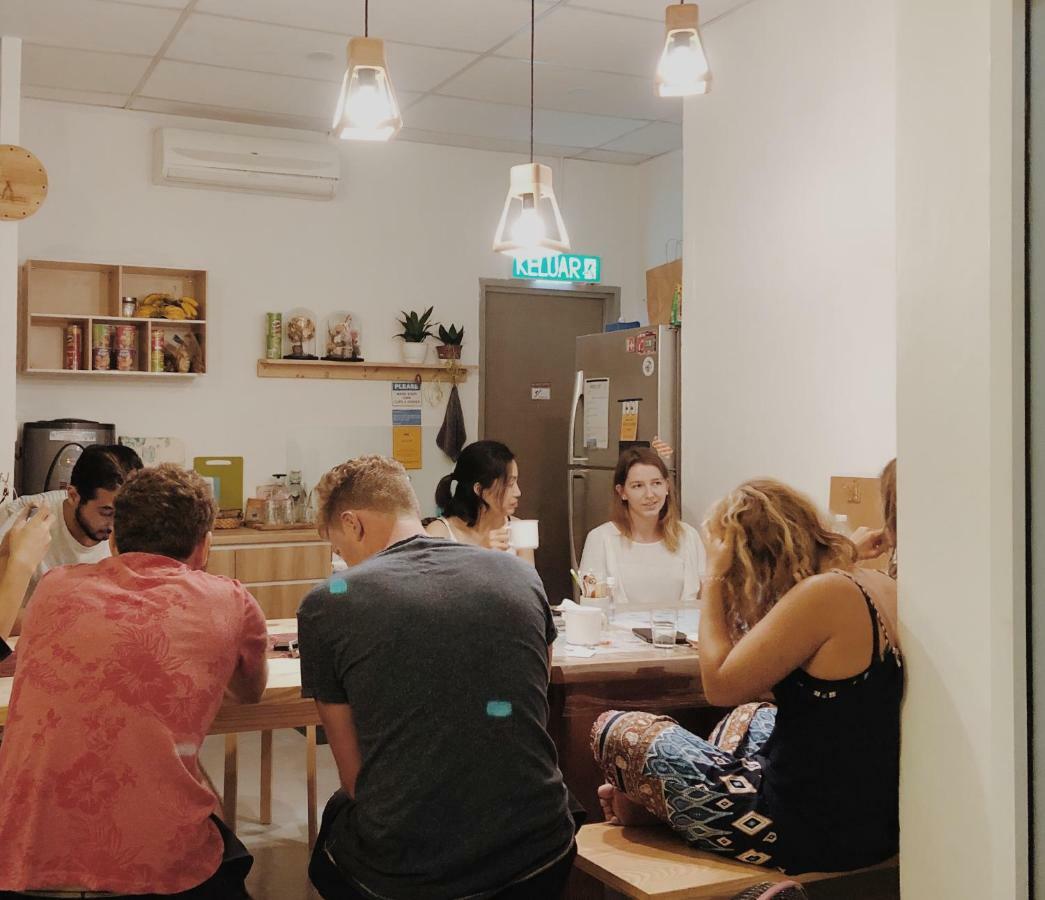 Cozy Hostel Kampong Sembulan Ngoại thất bức ảnh